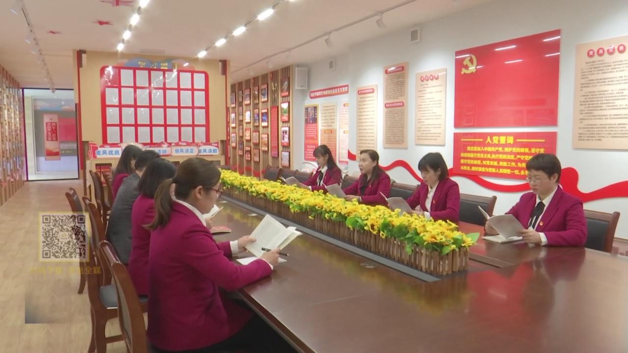 ��ǽ�������Сѧ������֮������У԰����