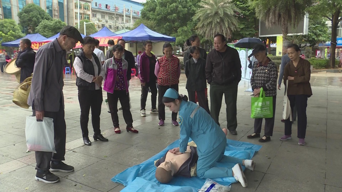 ����������  Զ�롰�䡱������