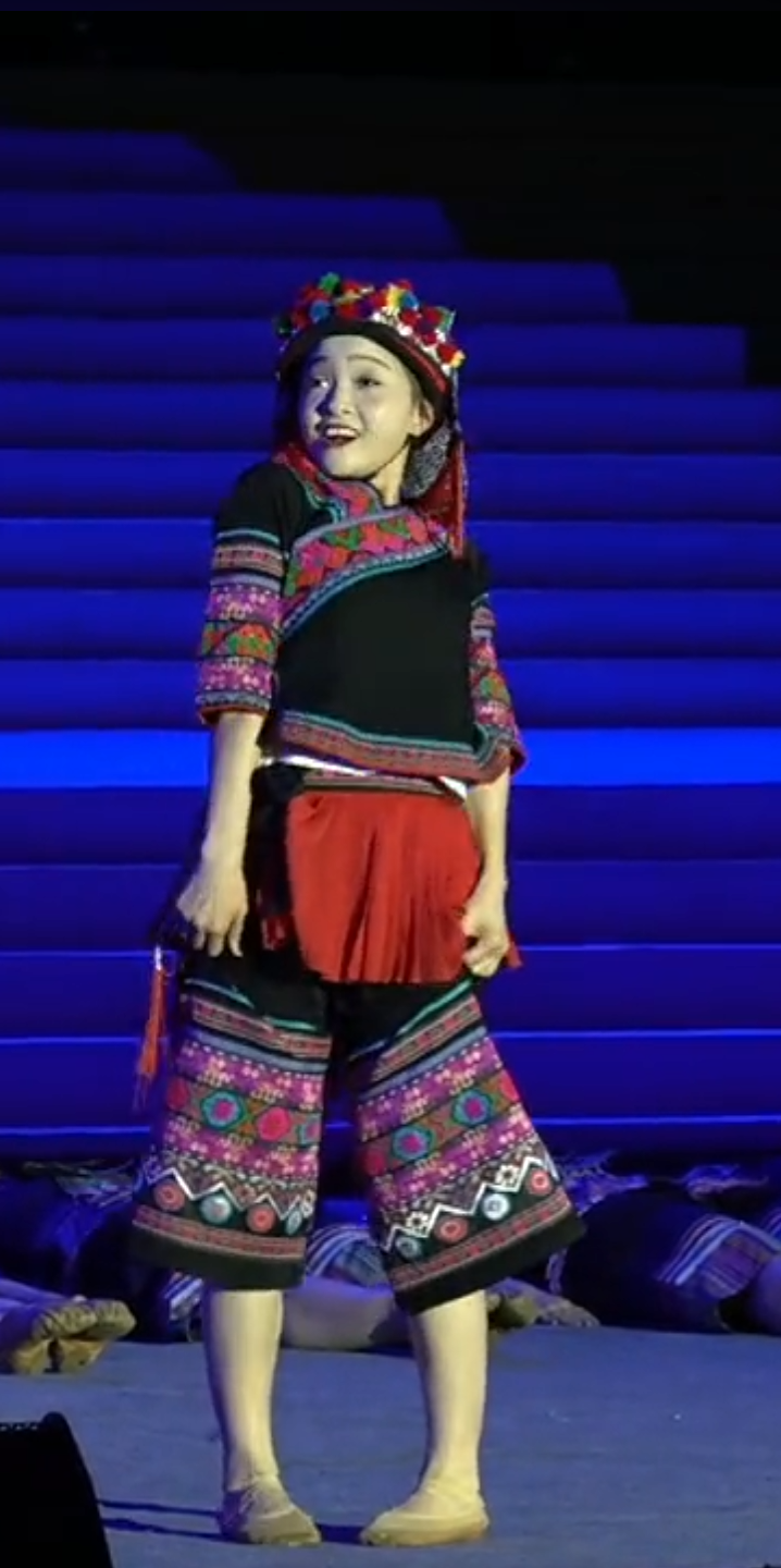 �ӳ��е������Ļ����η�չ������������Ŀ�赸���Ҹ����š�